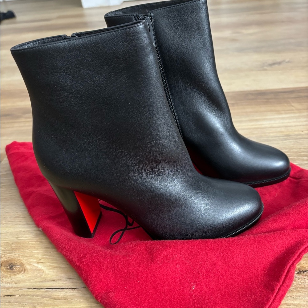 Authentic never worn